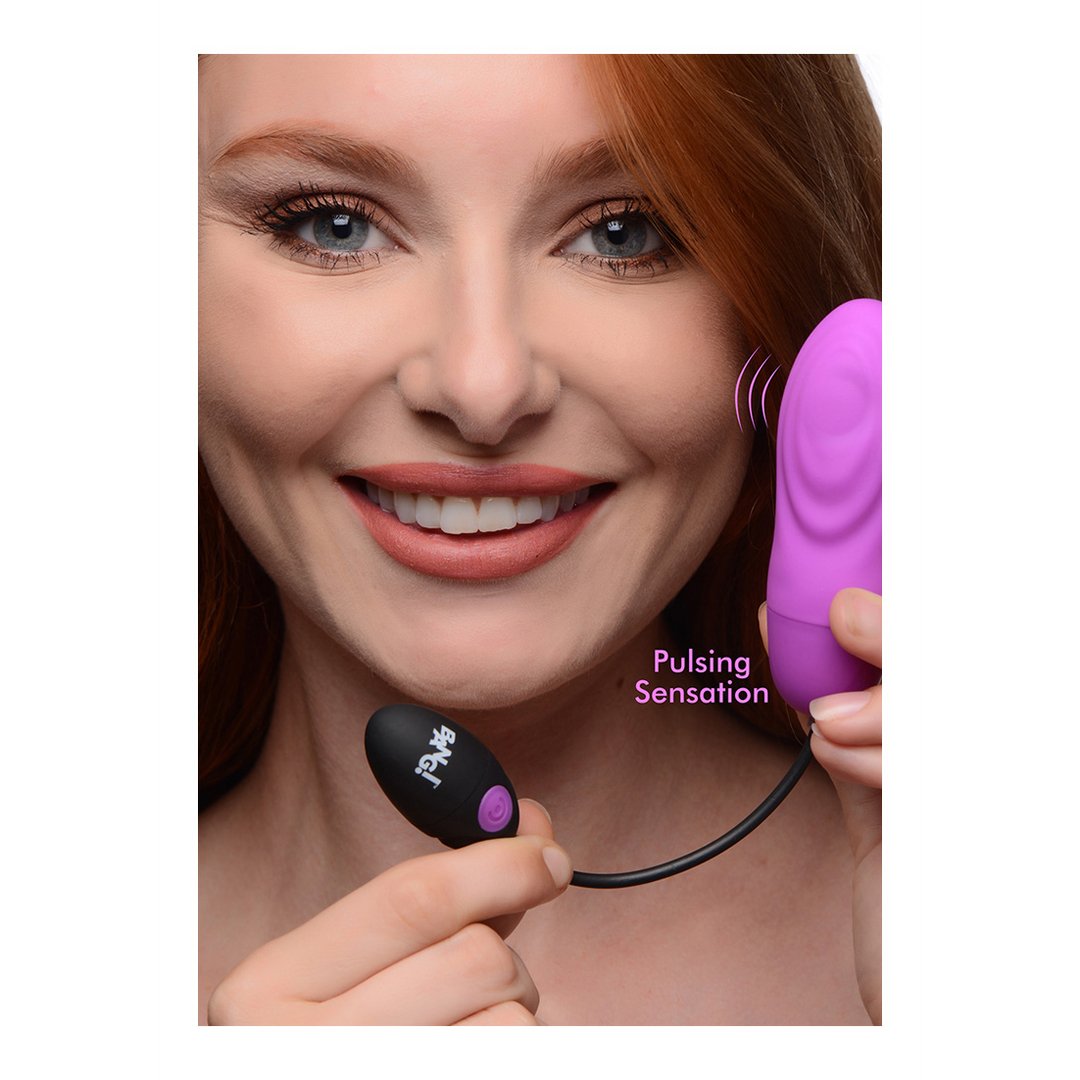 'Pulsating Silicone Bullet Vibrator 7 Standen Oplaadbaar - Zwart' - EroticToyzKogel - en MinivibratorsXR Brands